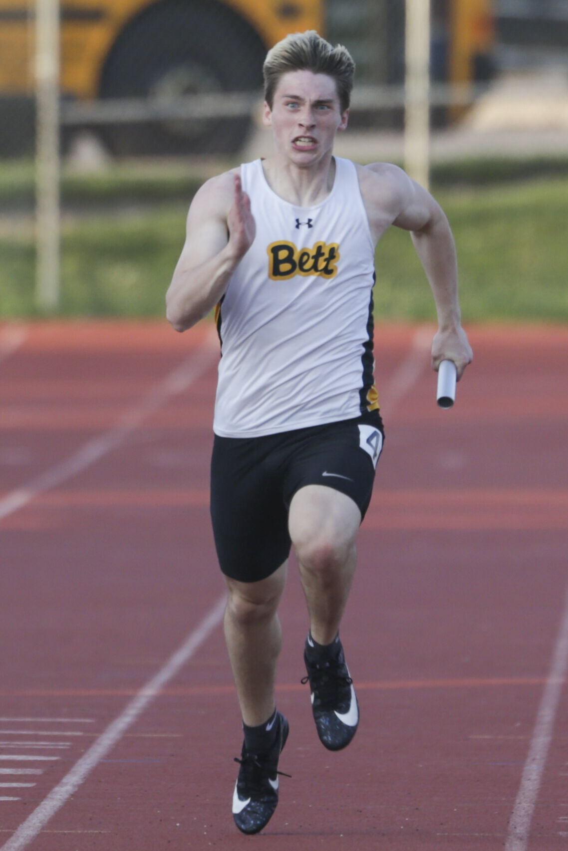 051222-qc-spt-district track-74.jpg